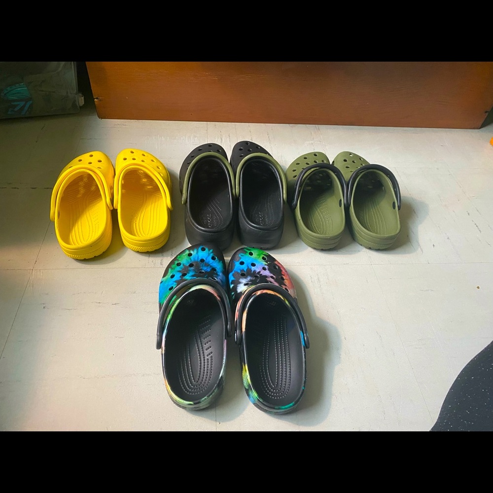 Lot of 4 Crocs